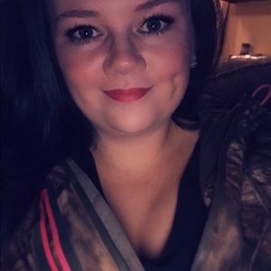 Meet your Posher, Sidney